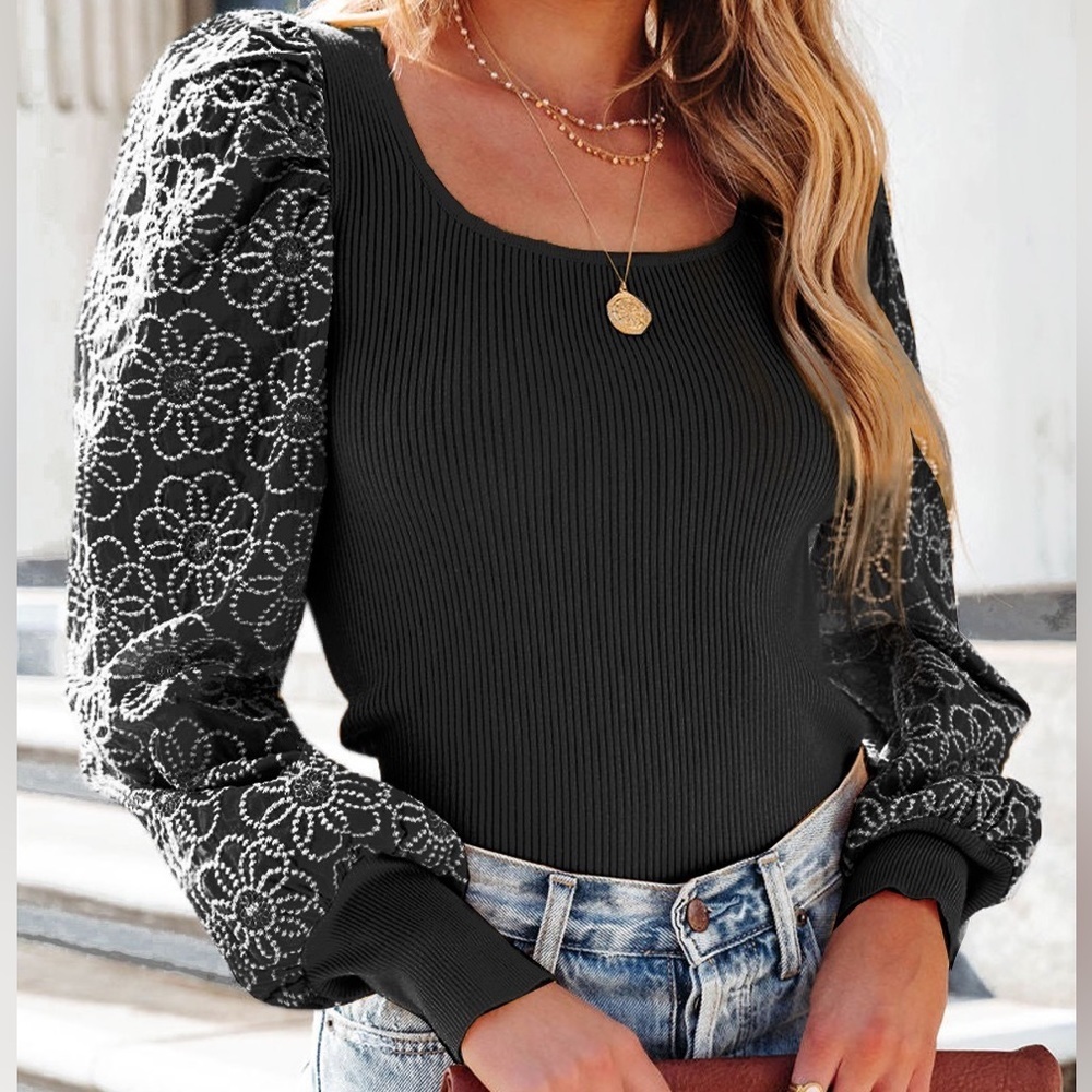 🔥🔥Black Flower Puff Sleeve Ribbed Knit Top